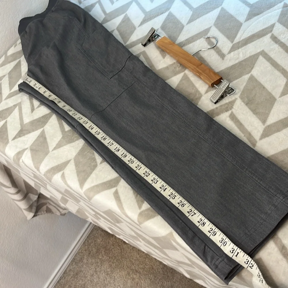 FIGS Axim Cargo‎ Pant Graphite Grey size Small Medical Scrubs